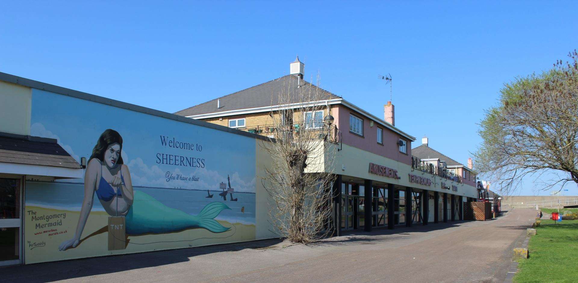 Dean Tweedy's controversial angry mermaid at Beachfields, Sheerness, Sheppey (3665379)