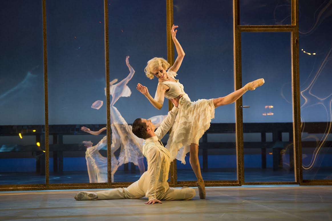 Gatsby and Daisy rekindle the flame in the Northern Ballet's The Great Gatsby choreographed by David Nixon. Copyright Bill Cooper