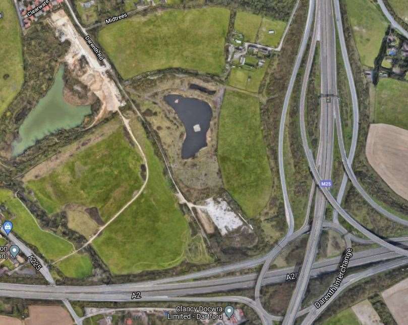 The Darenth road Quarry site, west of the M25. Image from Google