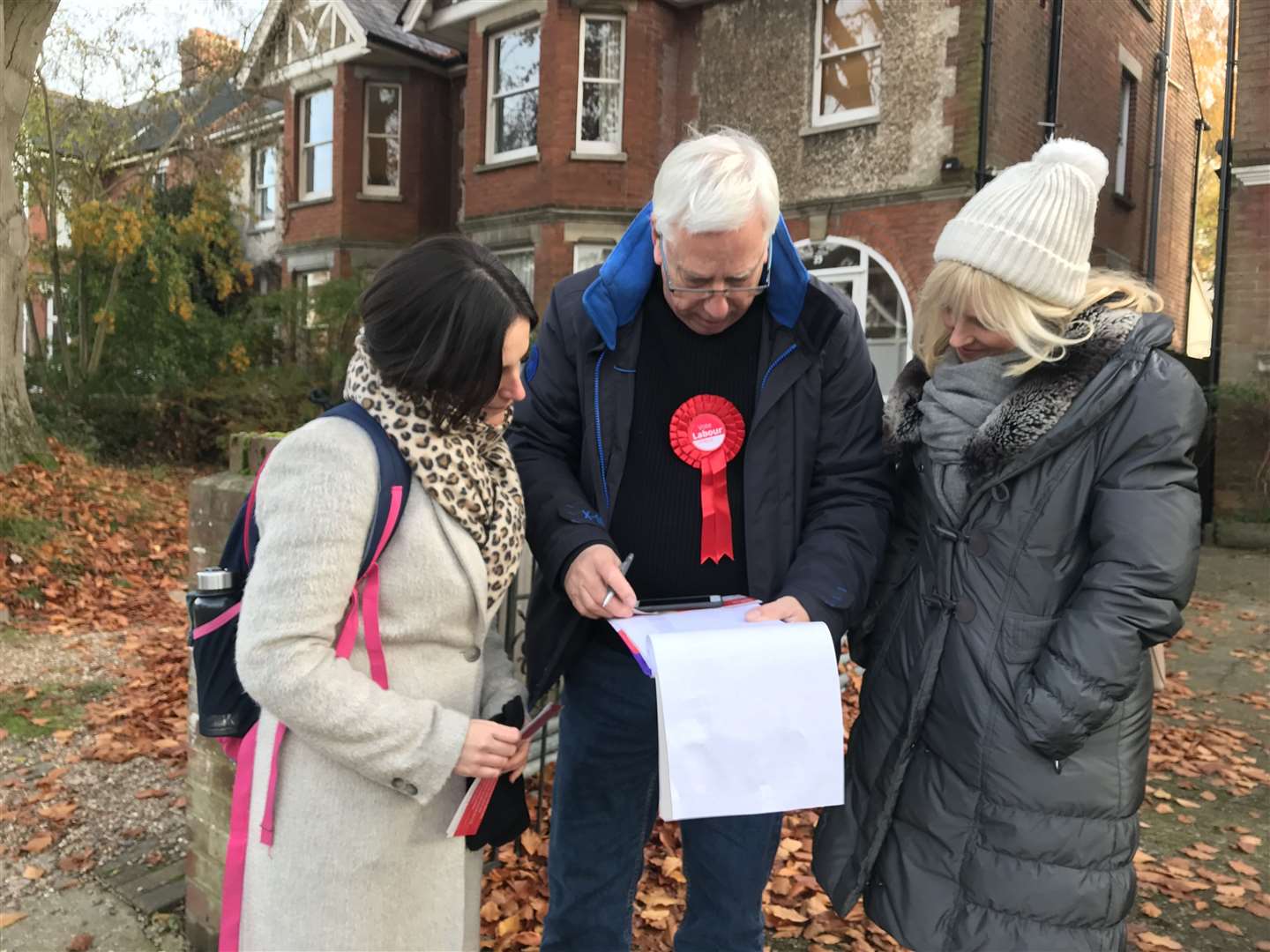 Suzanne Bold, Dave Wilson and Rosie Duffield deciding where to canvas next