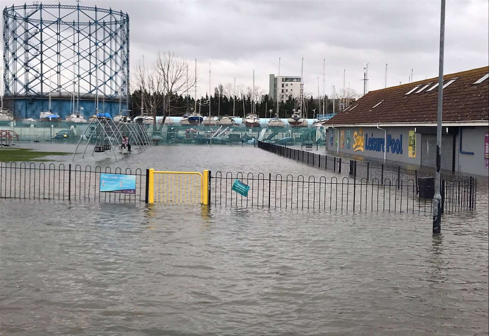 Flooding Hits Kent Amid Storm Franklin And Closes Pentagon Shopping ...