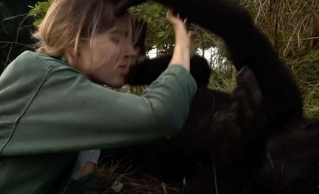 Freya Aspinall has formed a tight bond with animals, taking after her father. Pic: @damian_aspinall/Instagram