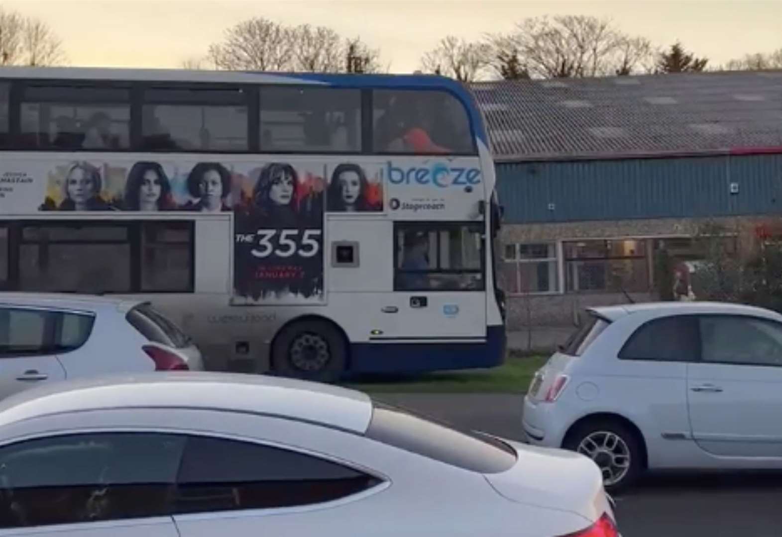 Footage shows Stagecoach bus drive on pavement to escape jam on Tivoli ...