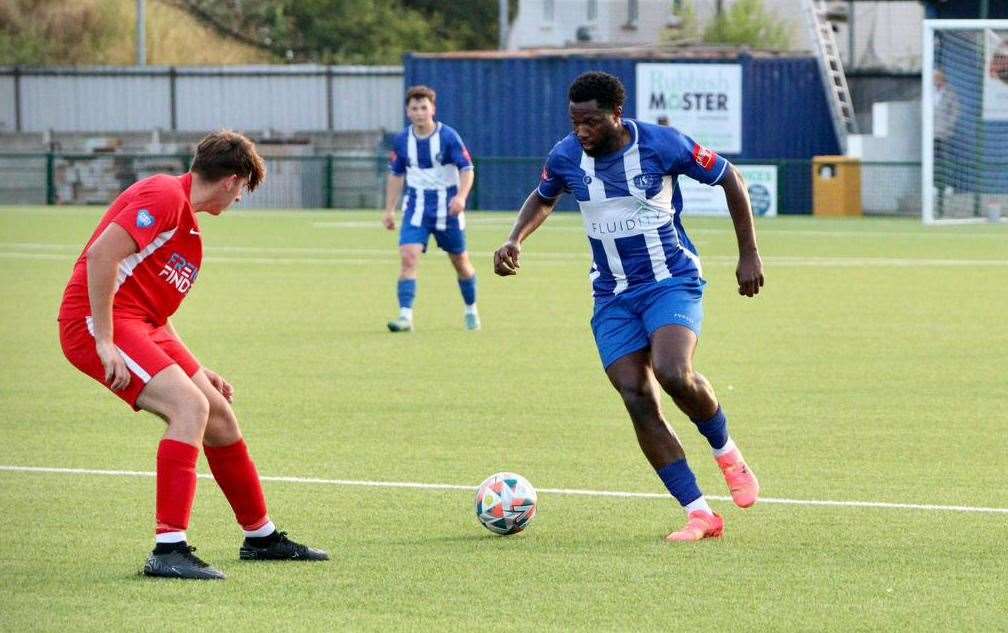 Midfielder Mo Kamara in possession for Herne Bay. Picture: James Aylward