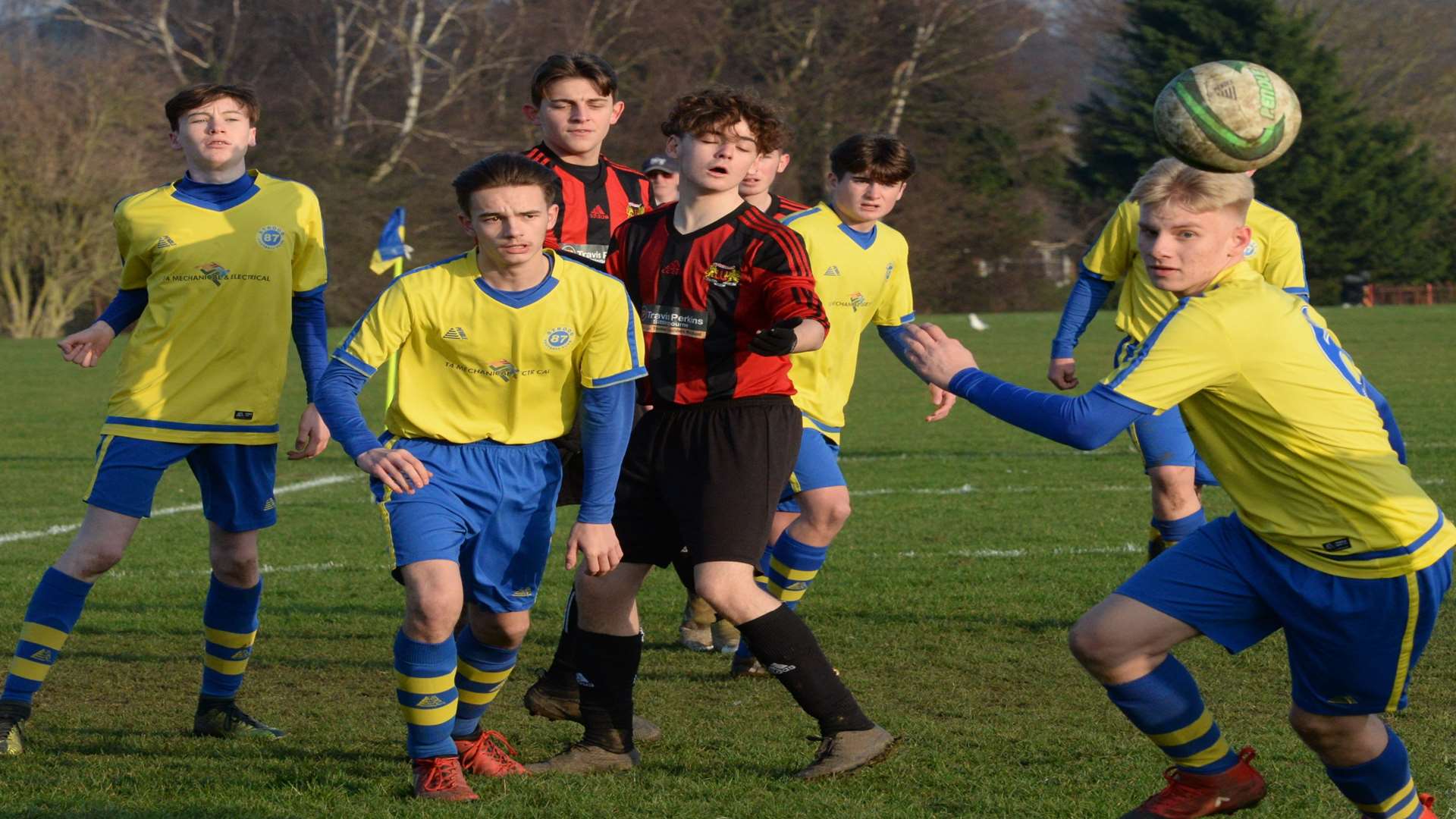 Strood 87 and Woodcoombe Youth under-16s scramble for the ball Picture: Chris Davey