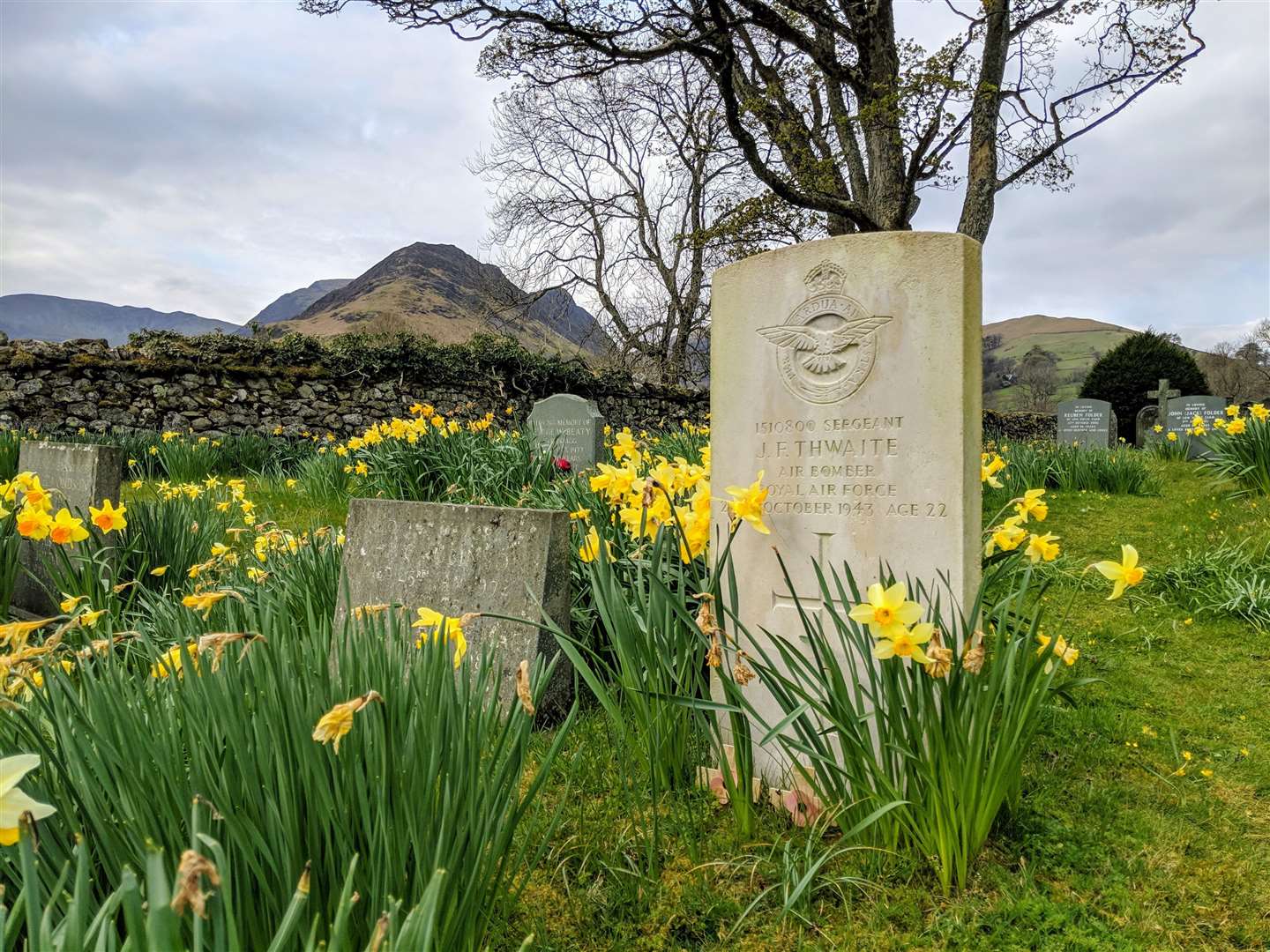 A war grave standing in a remote graveyard in Newlands Valley in the Lake District (Commonwealth War Graves Commission)