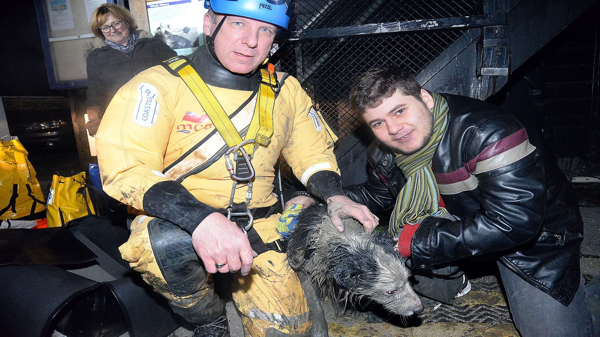 Back on dry land, Skippy with Sheppey Coastguard Tim Judge