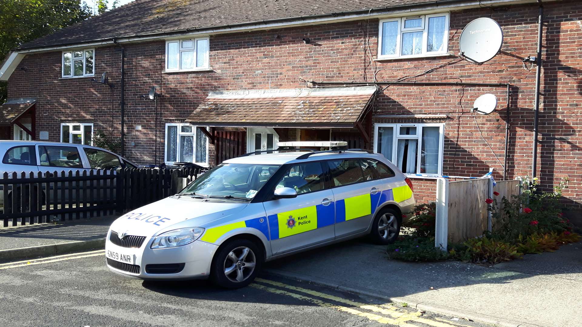 Police at the scene in Edgar Road