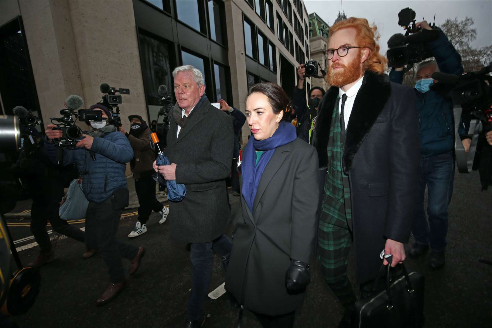 Julian Assange’s partner, Stella Moris, and WikiLeaks spokesman Kristinn Hrafnsson (left) arrive at the Old Bailey on Monday (Yui Mok/PA)