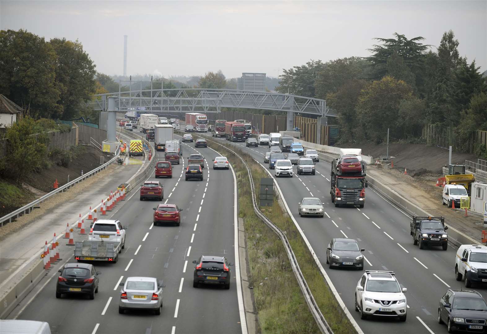 Accident on M20 causing traffic delays coastbound from junction 4