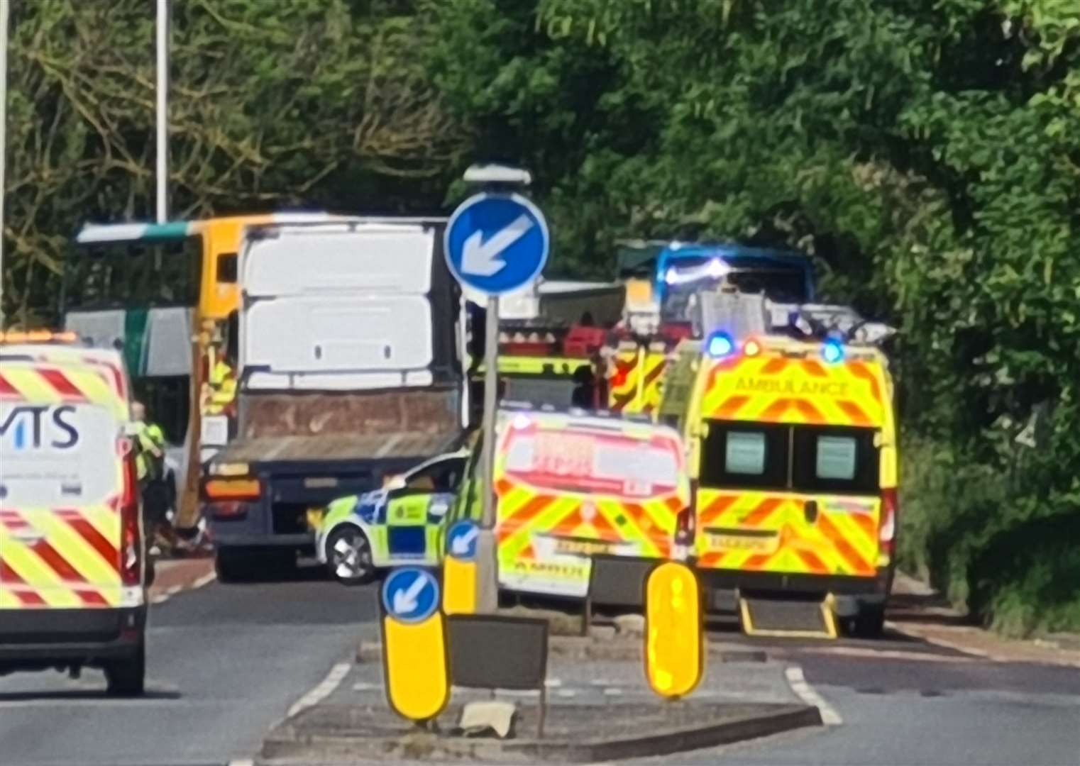 A28 Sturry Road in Canterbury closed in both directions after bus