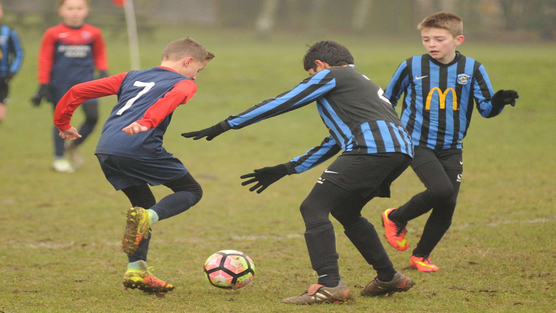 Hempstead Valley under-12s beat Fairview Rangers under-12s 1-0 on Sunday. Picture: Steve Crispe FM4674416