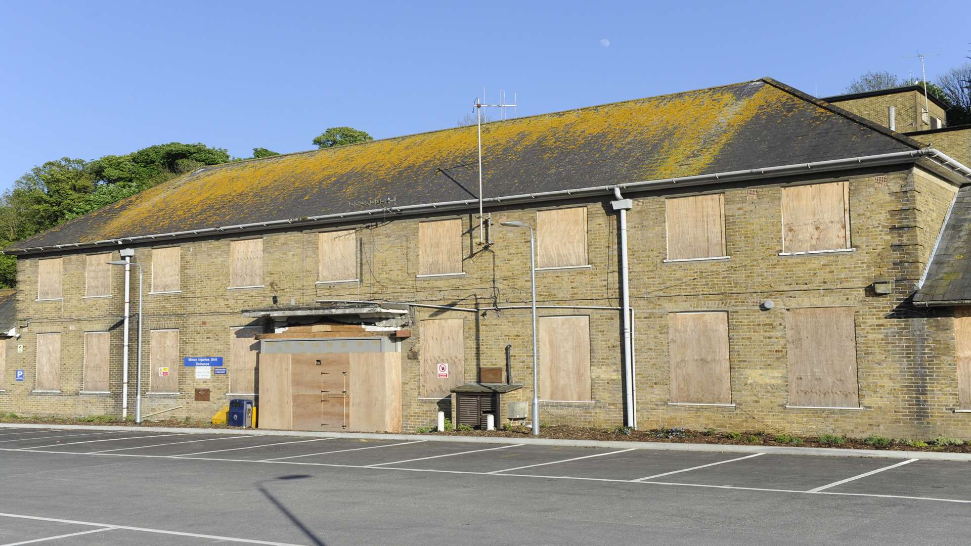 The old Buckland Hospital in 2016, before demolition