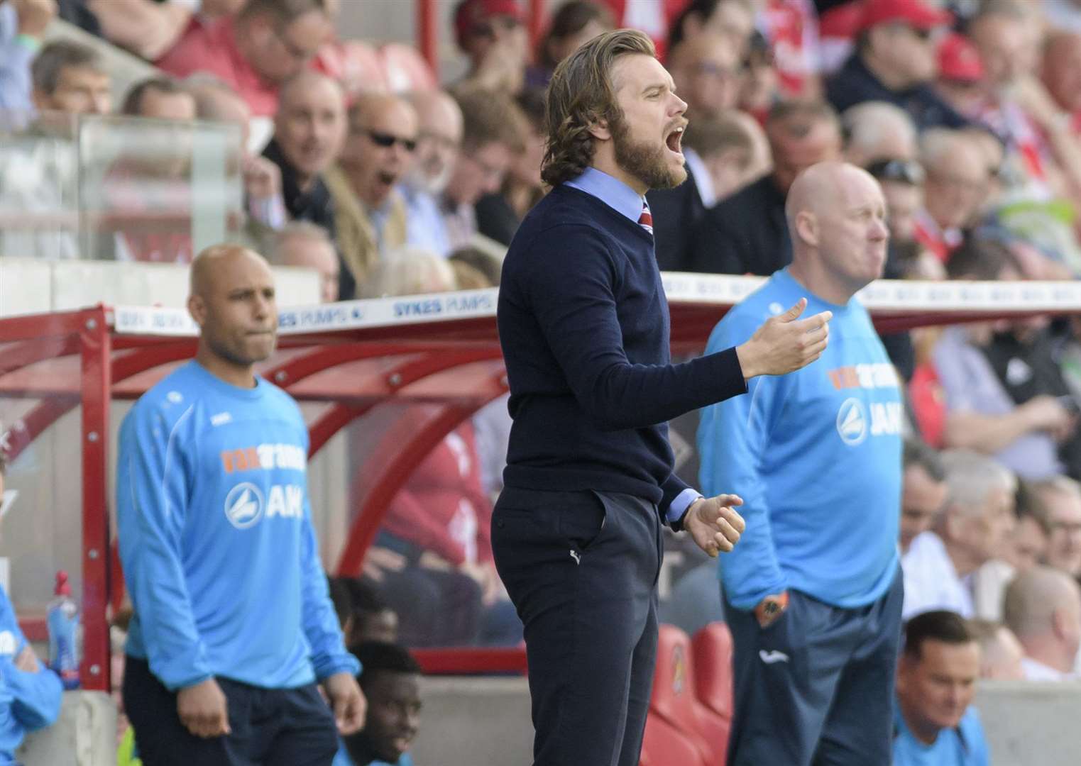 Manager Daryl McMahon shouts encouragement from the touchline Picture: Andy Payton