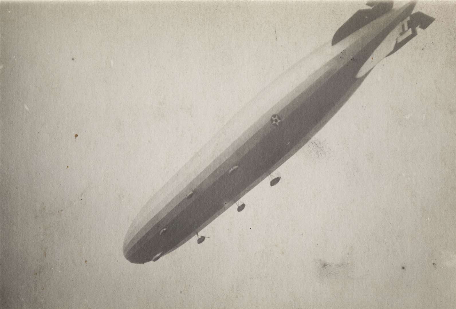 R.38/ZR-2 in flight (Hull Museums/PA)