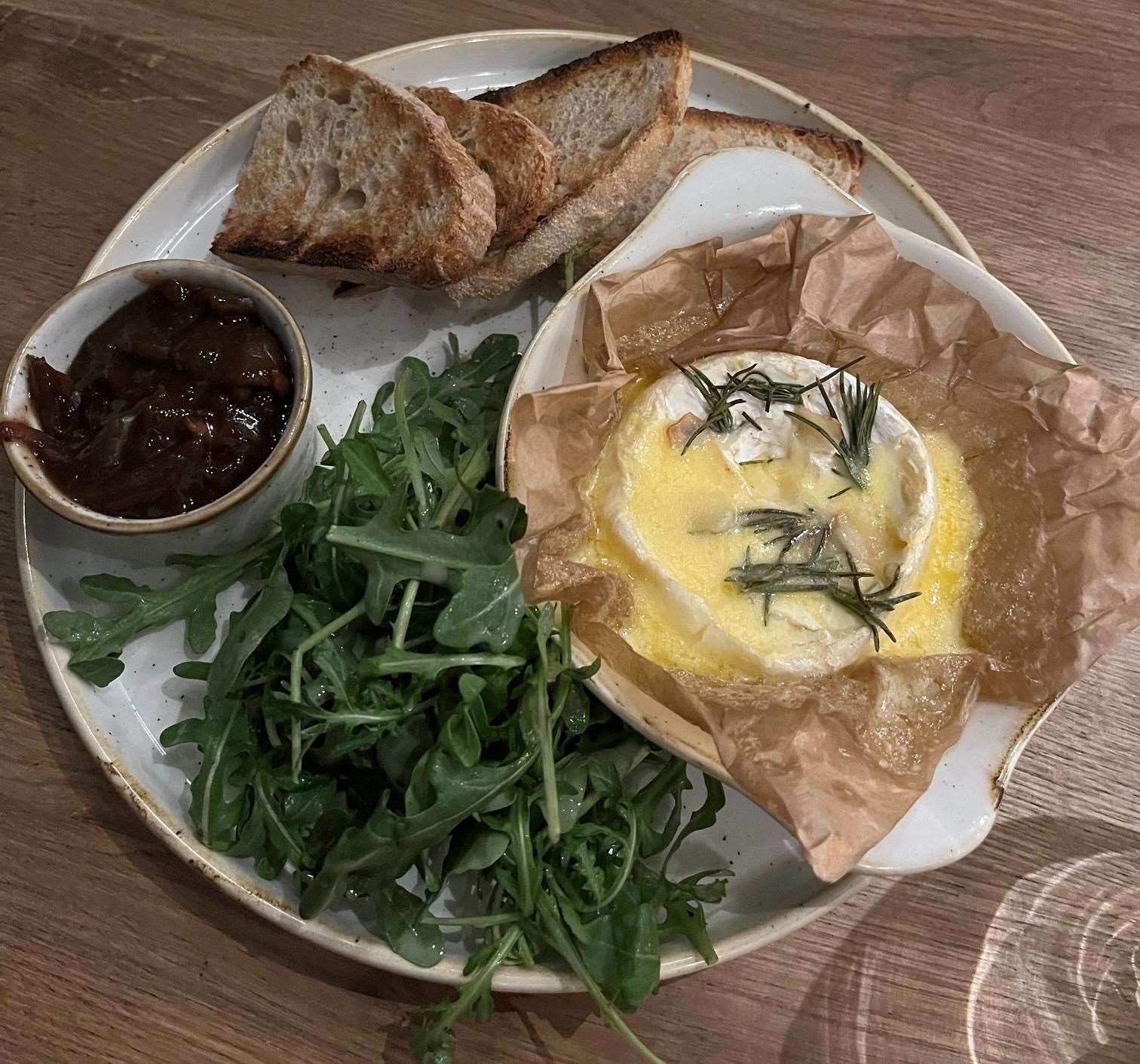 The baked cheese starter with sourdough