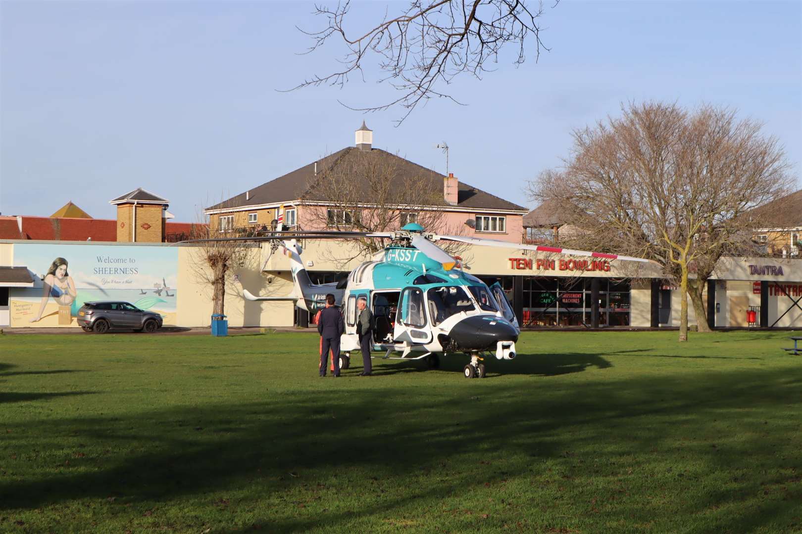 Air ambulance at Beachfields, Sheerness (24593721)