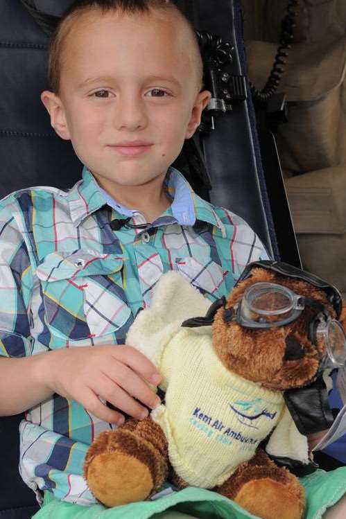 Kye Sharrad, five, meets the life-saving air ambulance team