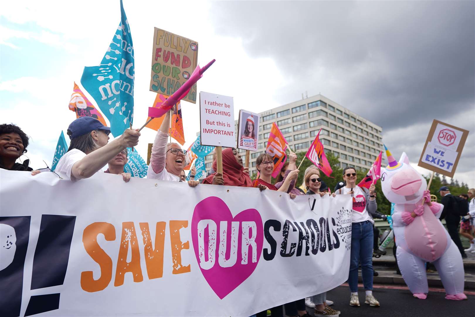 Teaching unions have welcomed the Government’s pay offer, raising hopes of an end to teachers’ strikes (James Manning/PA)