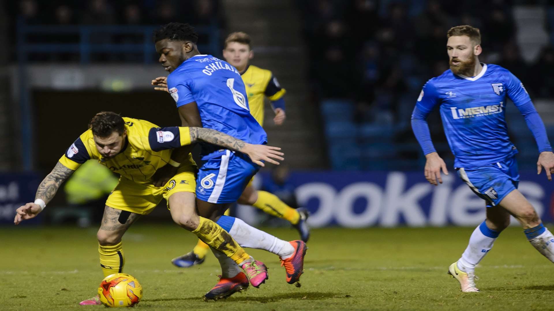 Deji Oshilaja gets stuck in as Scott Wagstaff watches on Picture: Andy Payton