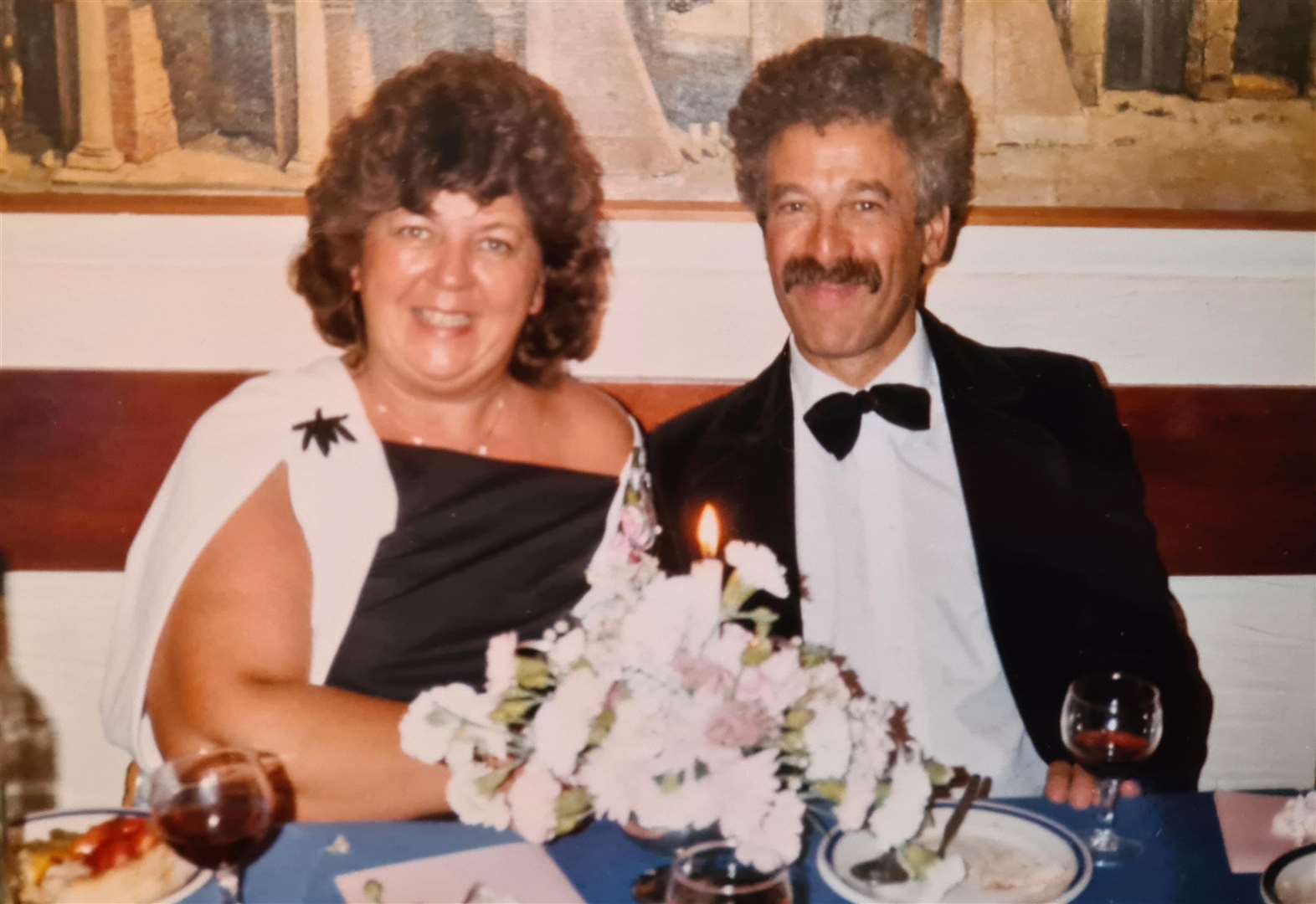 Alan Melinek with his wife Pat, who died of ovarian cancer in 2006 (Cancer Research UK/PA).