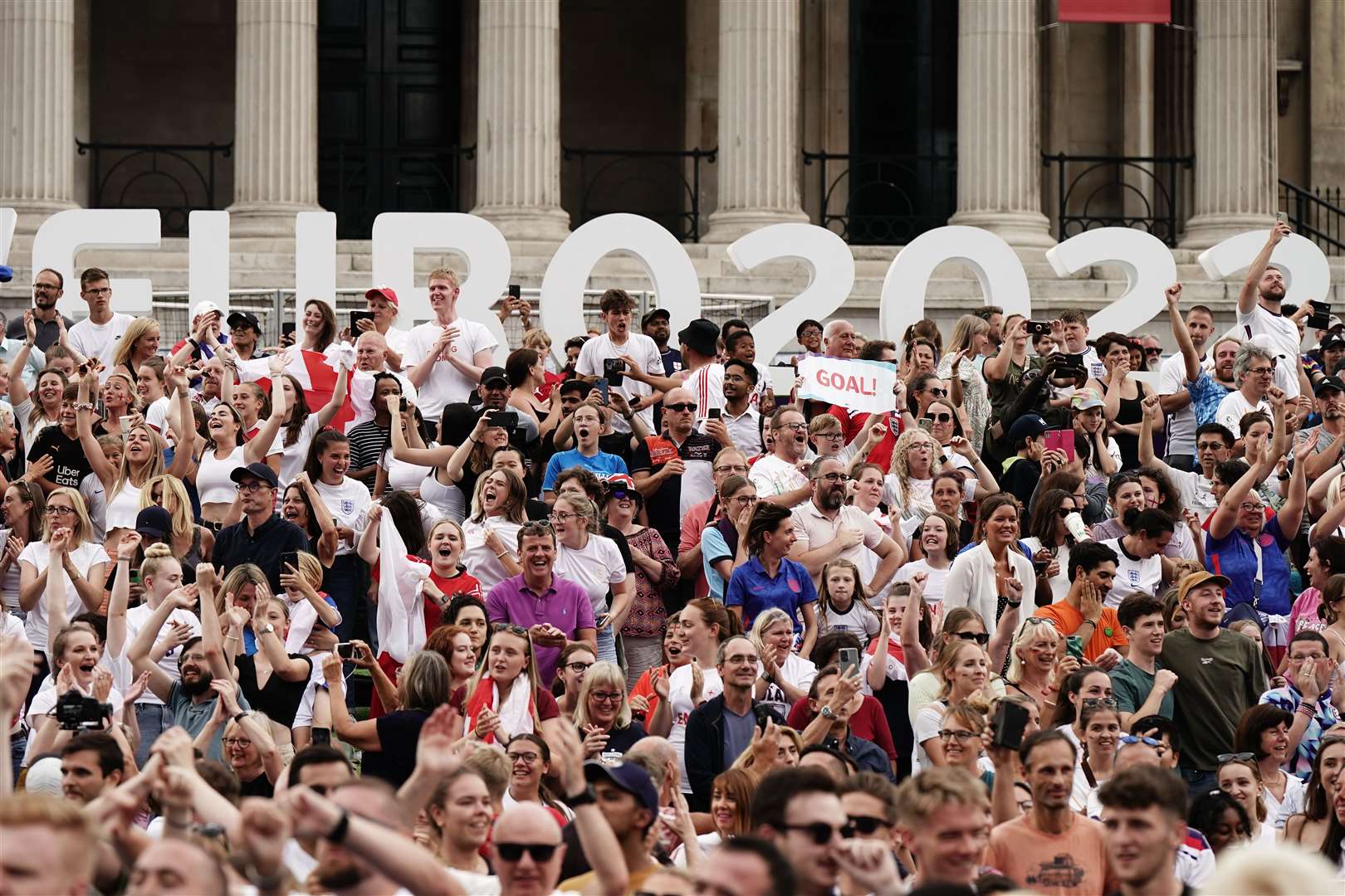 Fans in Trafalgar Square (Aaron Chown/PA) 