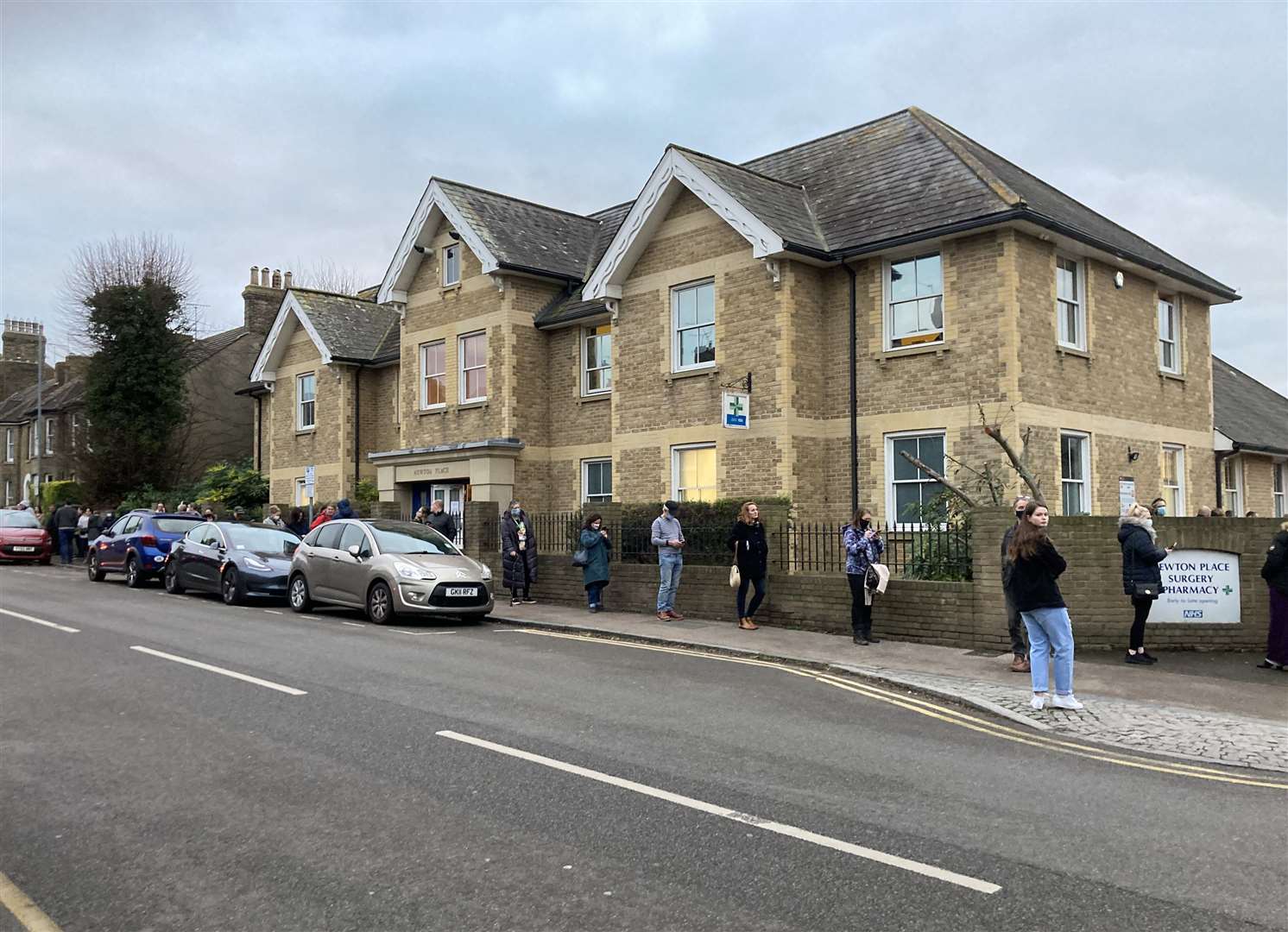 Booster walk-in clinic at Newton Place Surgery in Faversham on Wednesday afternoon. Queue all the way to Station Road, hour and a half wait. (53756801)