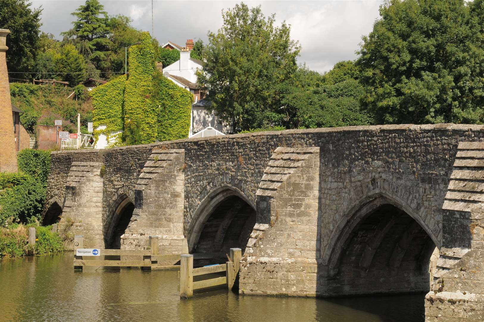 East Farleigh Bridge is closed to motor traffic