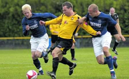 Folkestone's Simon Austin v Leiston