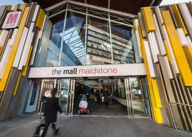 The thief tried to take sunglasses from Vision Express in The Mall in Maidstone