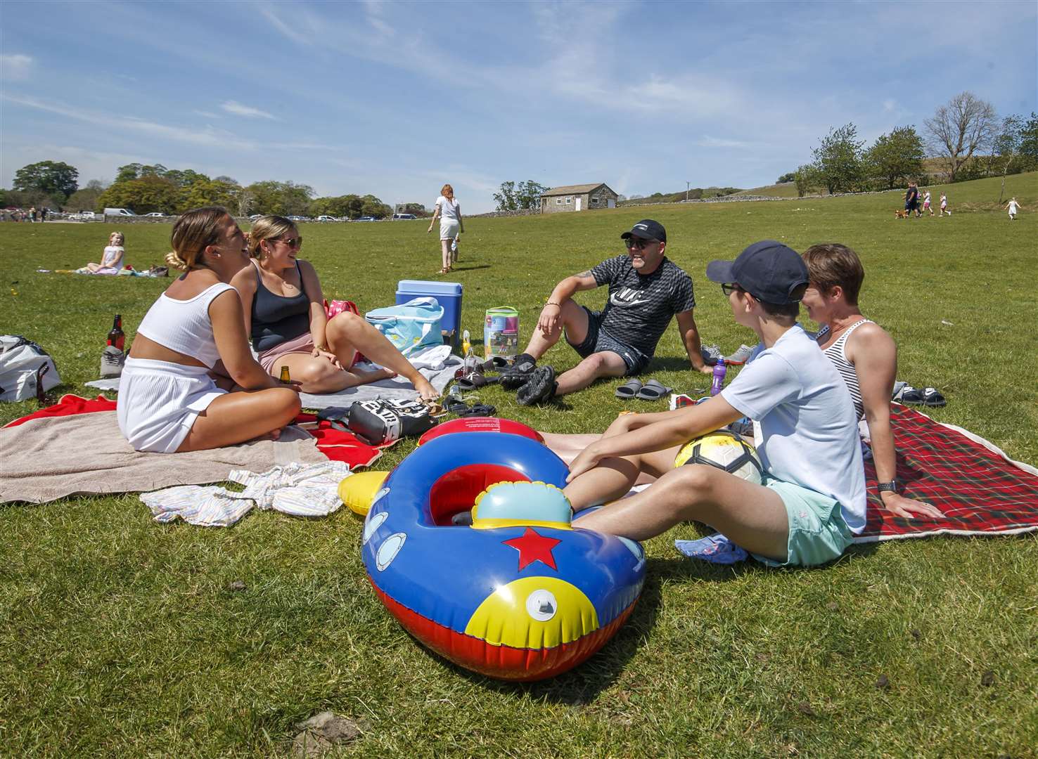 People will be able to meet in groups of up to 30 outdoors from May 17 (Danny Lawson/PA)