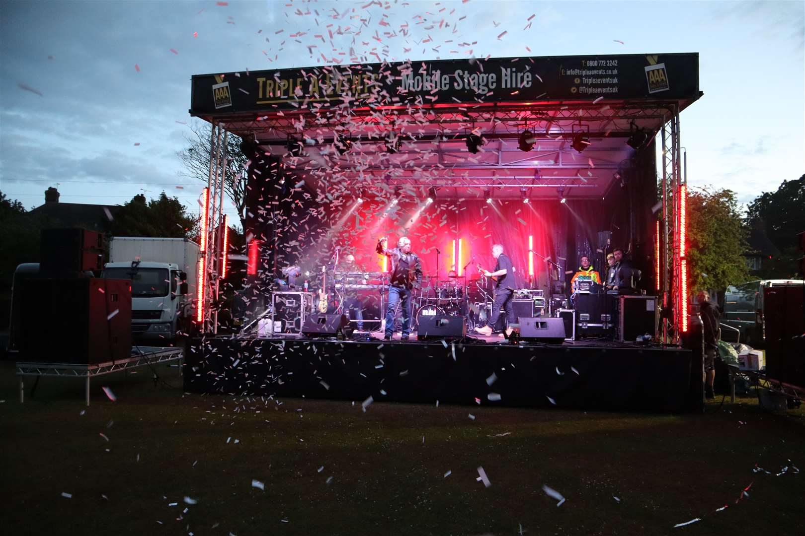 Marylebone Jelly and confetti at Sittingbourne's Party in the Park