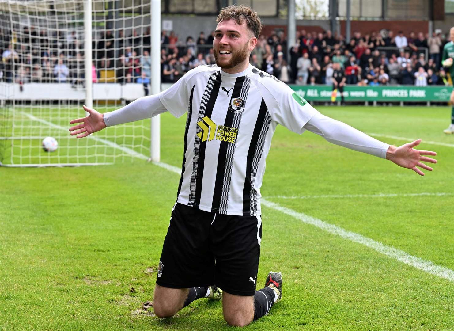 Harvey Bradbury celebrates after putting Dartford ahead. Picture: Keith Gillard