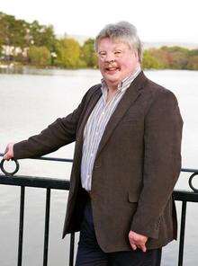 Falklands veteran Simon Weston will be at the War & Peace Show at the Hop Farm, near Paddock Wood