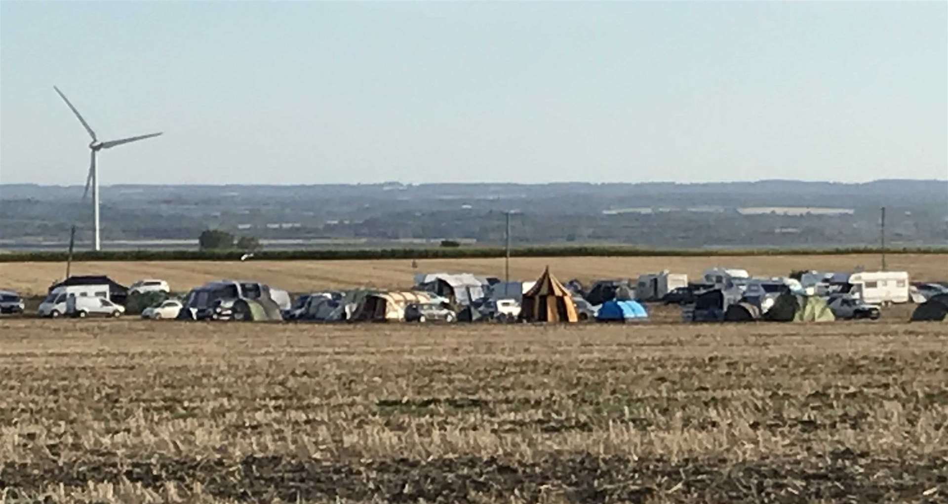 The metal detectorists' encampment at Eastchurch