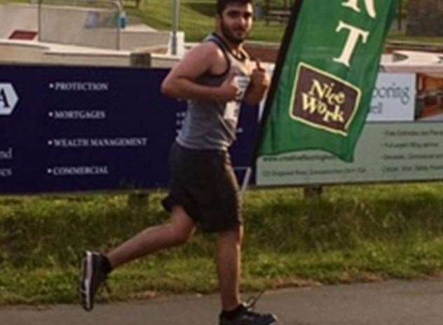 Sam Bartholomew sets out on the final lap of the 10k run