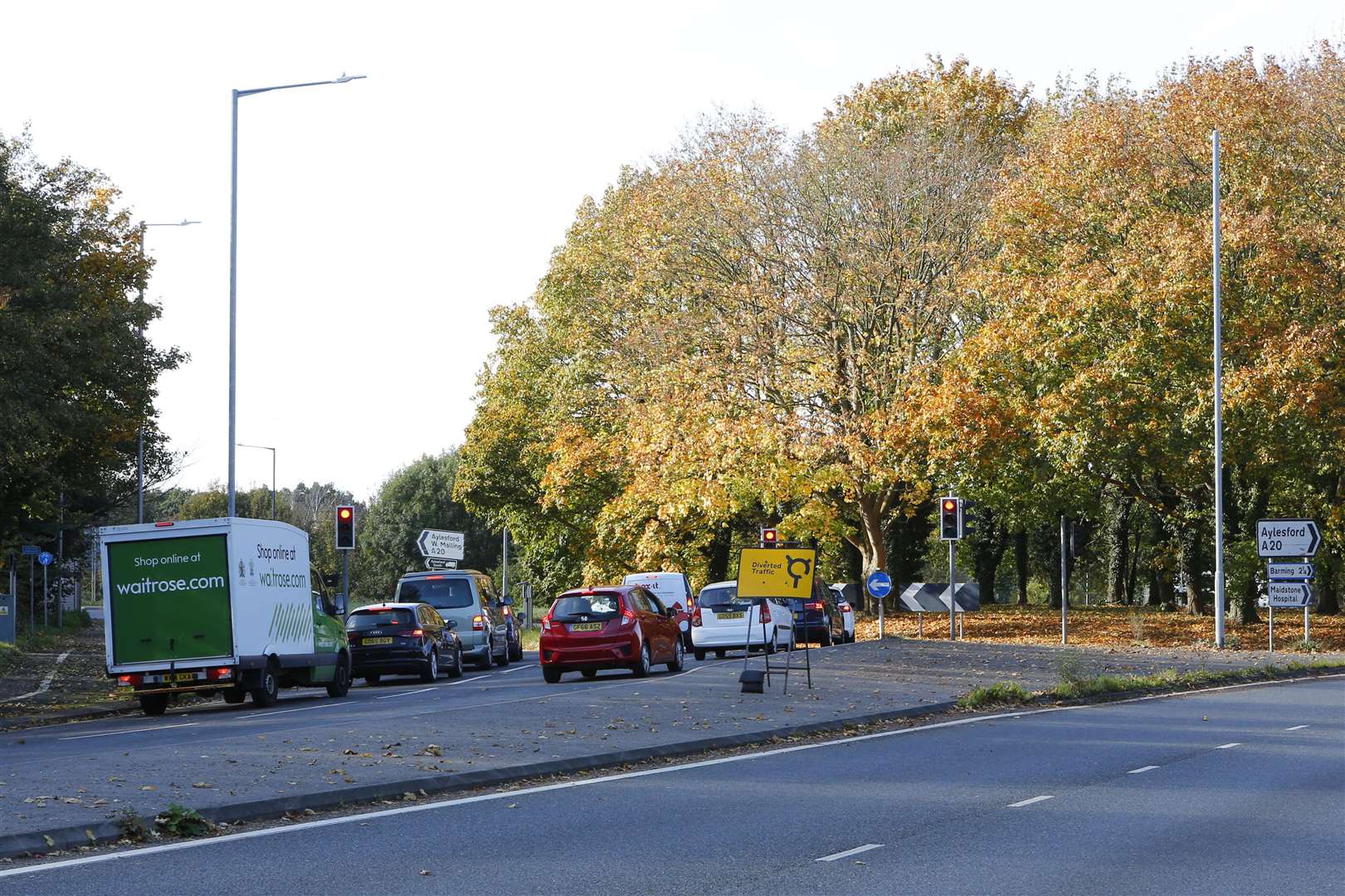 A20 Coldharbour roundabout.Picture: Andy Jones. (6694902)