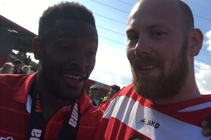 Duane Kimpton celebrates with player Anthony Cook. Picture: Duane Kimpton/Twitter