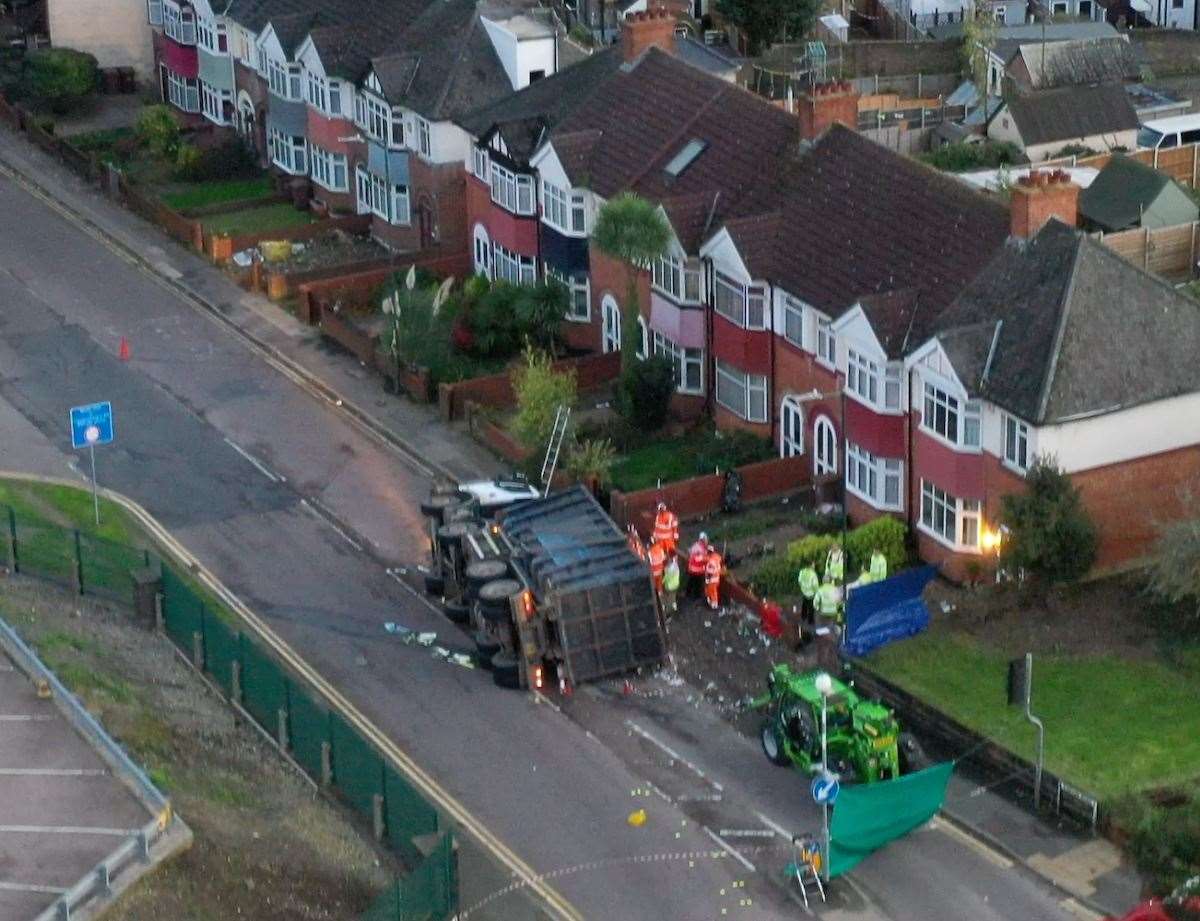 Lorry overturns on Station Road Strood following crash with car