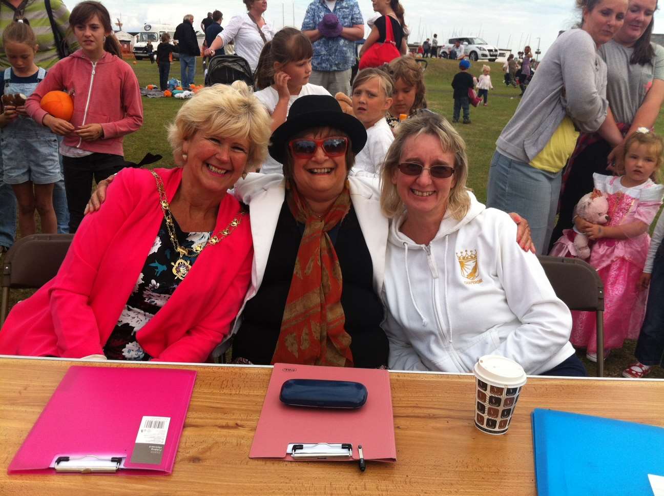 Judges Mayoress Tracy Carr, Cllr Marlene Burnham and sponsor Cheryl Chapman