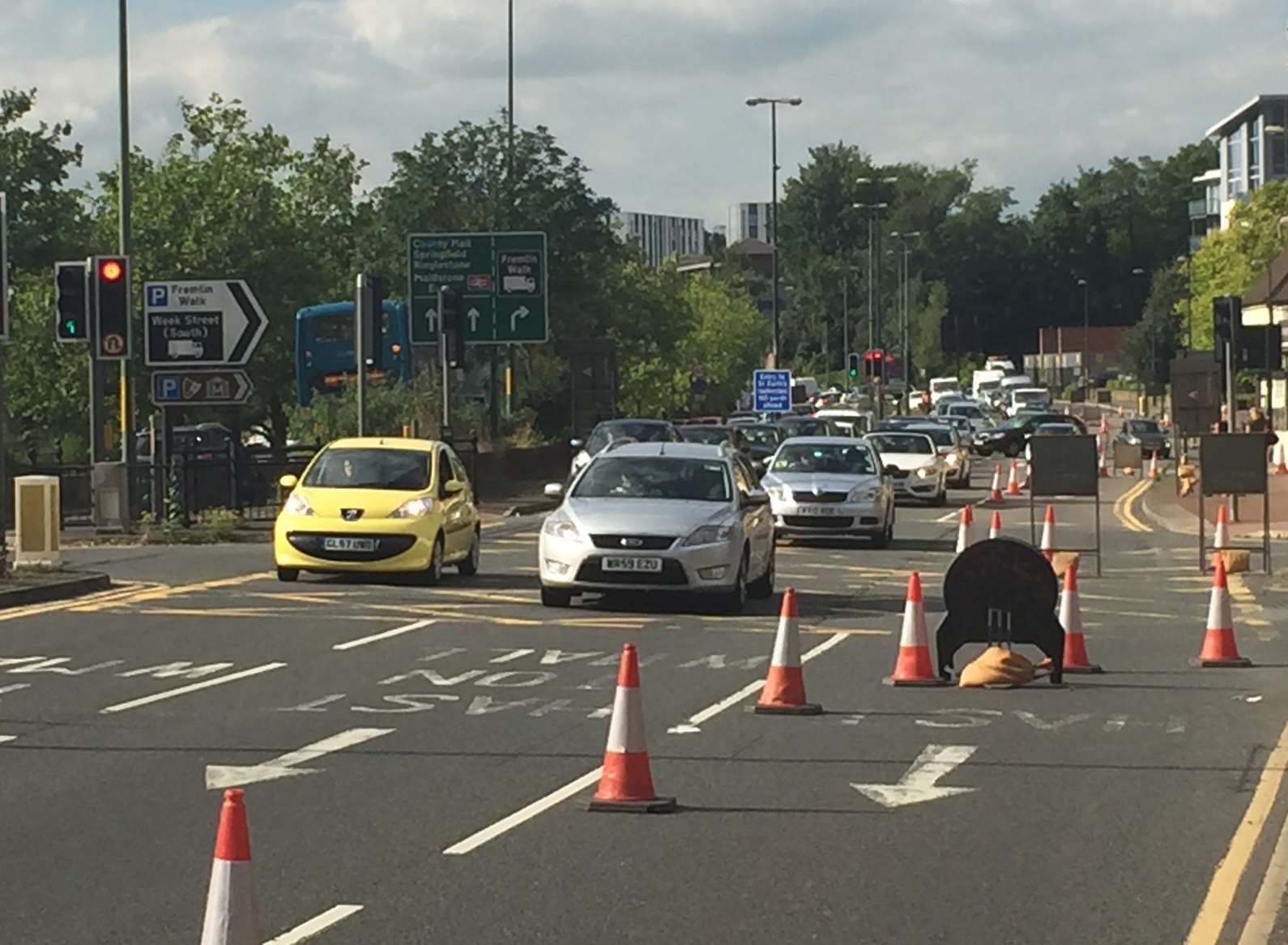 Roadworks on Fairmeadow