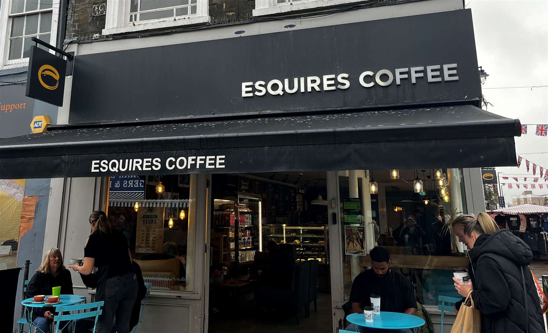 Esquires Coffee shop in High Street, Dartford