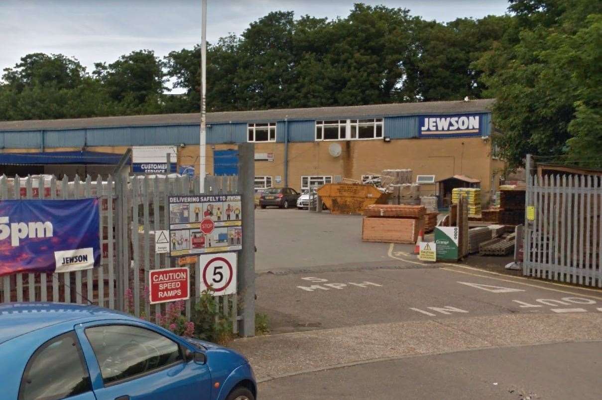 Jewson receives £400,000 fine after forklift truck incident in Margate ...