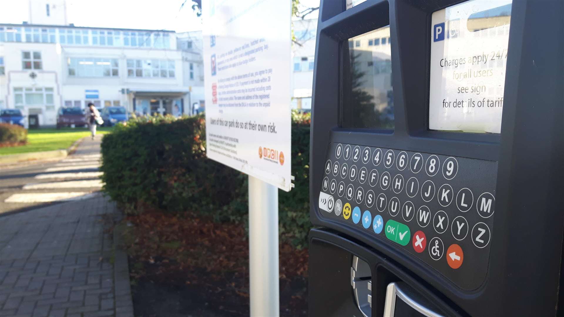 Parking at hospital could cost you a maximum of £10