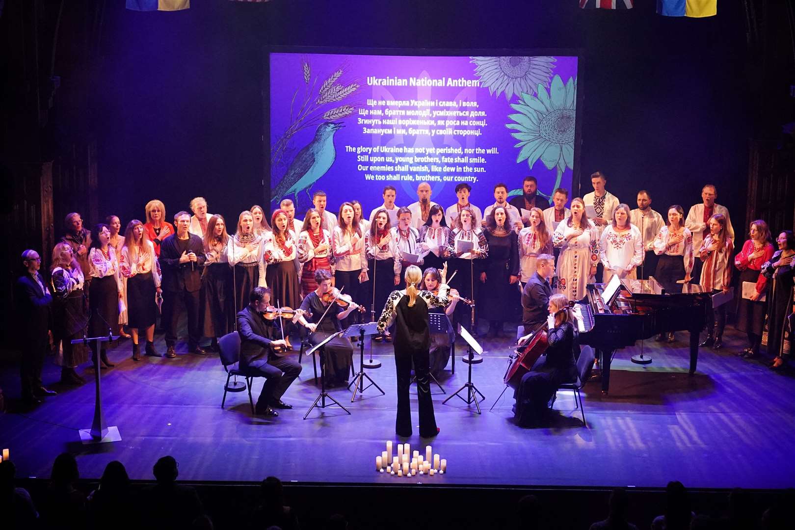 Ukrainian rock star Svyatoslav Vakarchuk, Songs for Ukraine and the Royal Opera House quartet perform the Ukrainian national anthem during the United With Ukraine show (Aaron Chown/PA)