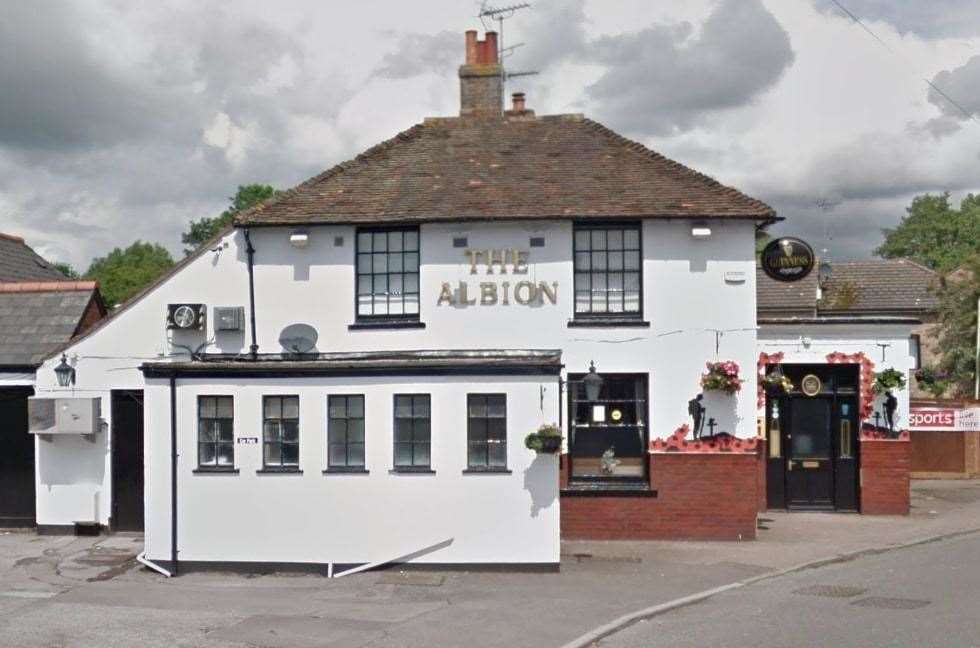 Man suffers ‘broken bones’ in reported Ashford pub attack