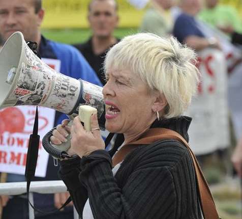 Bunny La Roche of Stop Ukip heckled Farage in Canterbury tonight