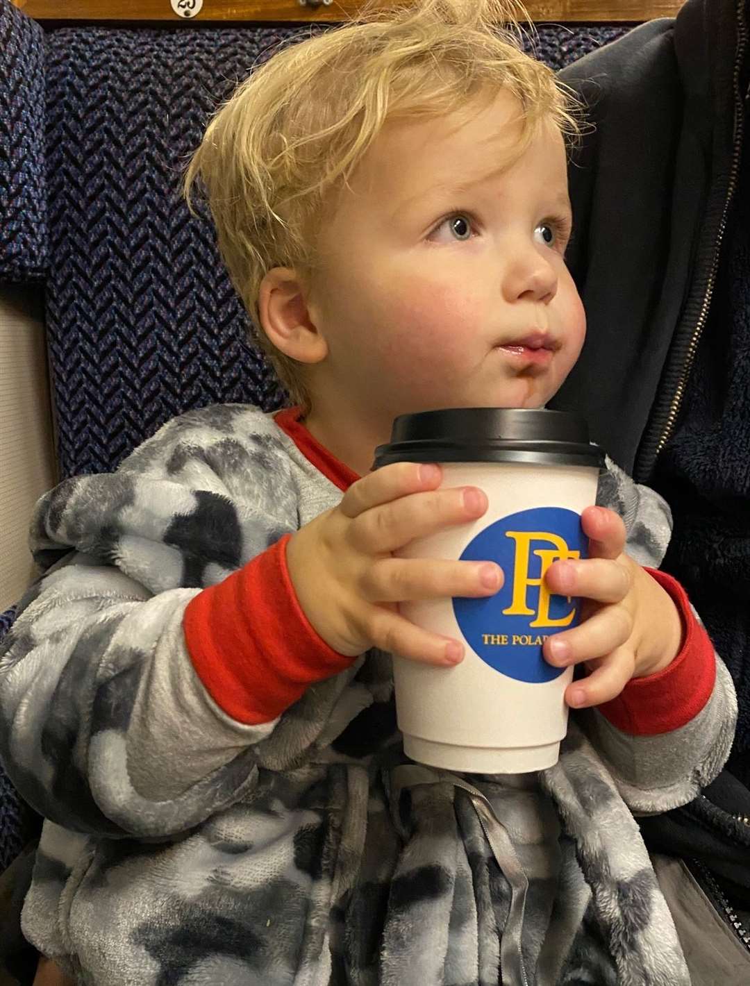 Hot chocolate and cookies on the special service to see Santa