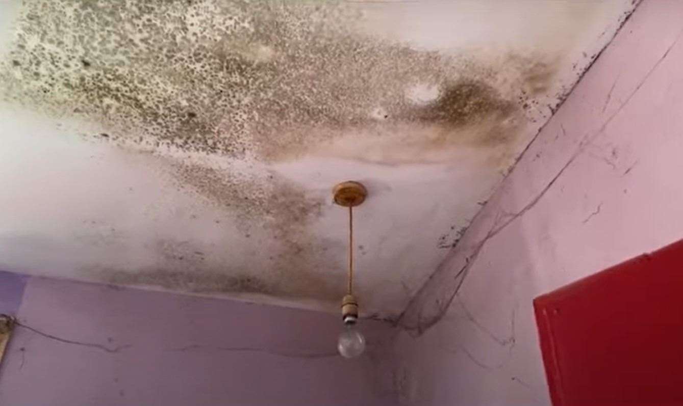 Damp on the ceiling of a first floor room. Picture: Clive Emson / YouTube