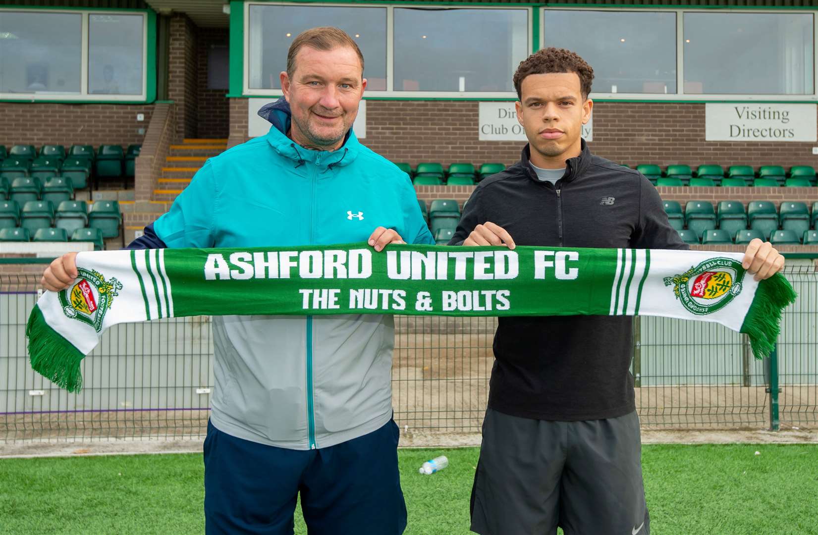 Ashford United boss Danny Kedwell welcomes Joey Taylor. Picture: Ian Scammell